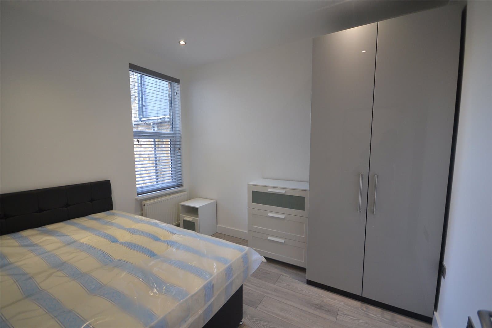 Buxton Road, London, NW2 5BJ