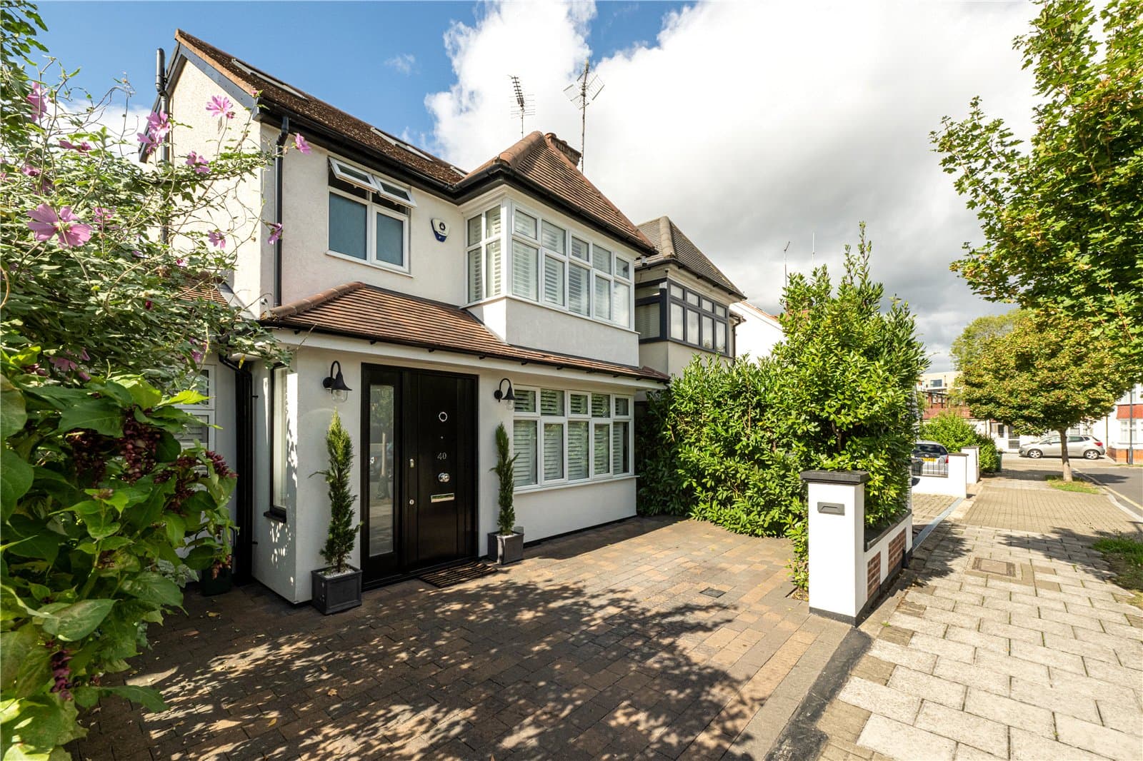 Earls Crescent, Harrow, HA1 1XN